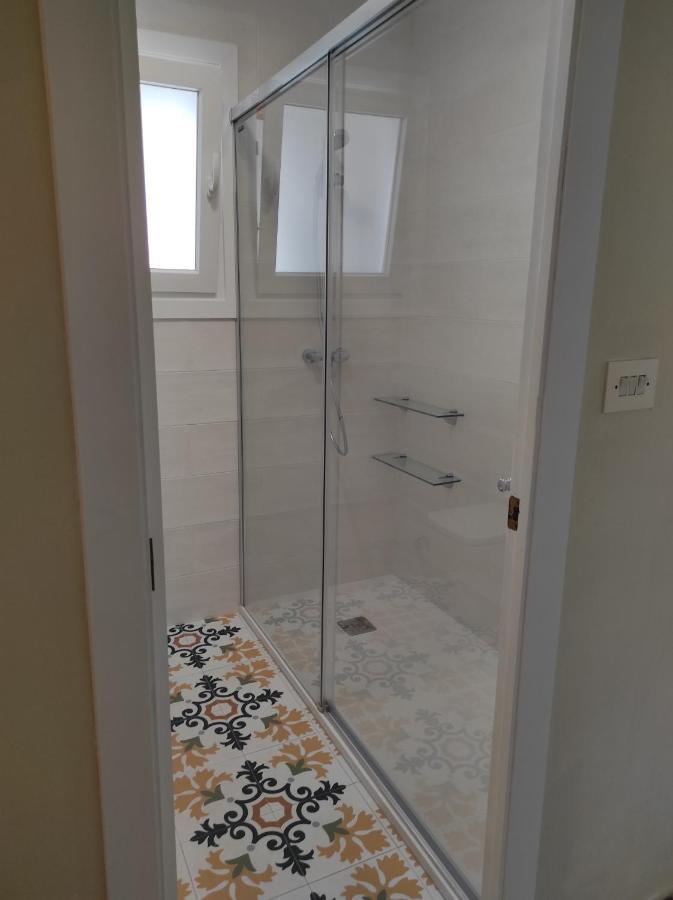 Precioso Piso En Playa America Con Jardin Privado. Nigrán エクステリア 写真